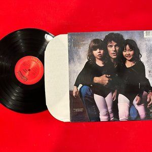 Vinyl - B.J. Thomas - New Looks